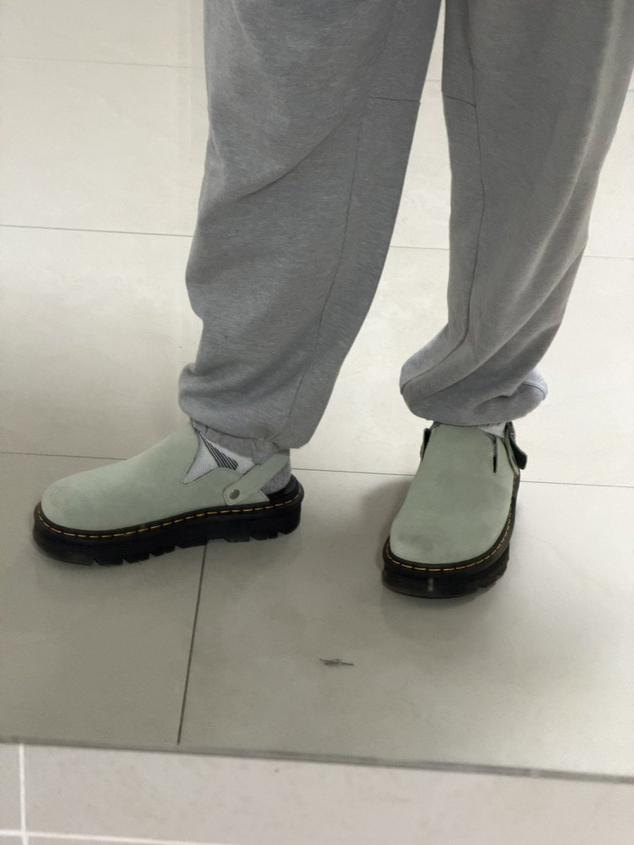 קניתי דוקטור מארטינס מחרפנות