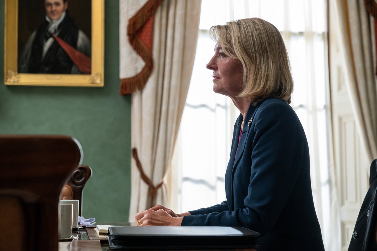 A few more promo images from "The War Between the Land and the Sea" have been released - 4 rather lovely ones of Jemma.  Full size images over at JRN:  jemma-redgrave.net/2025/12/06/pro…
