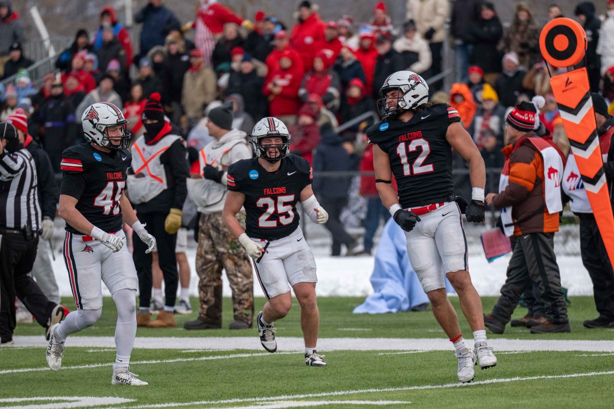 UWRFFalcons's tweet photo. Over 3,200 fans packed Ramer Field to see @UWRFFootball knock off Saint John's 42-14 in the third round of the NCAA Playoffs!

With their first ever 11-win season, the Falcons soar onward to the NCAA Quarterfinals 🏈

📸 https://t.co/DqUYmT965E https://t.co/oQOuscPR4s
