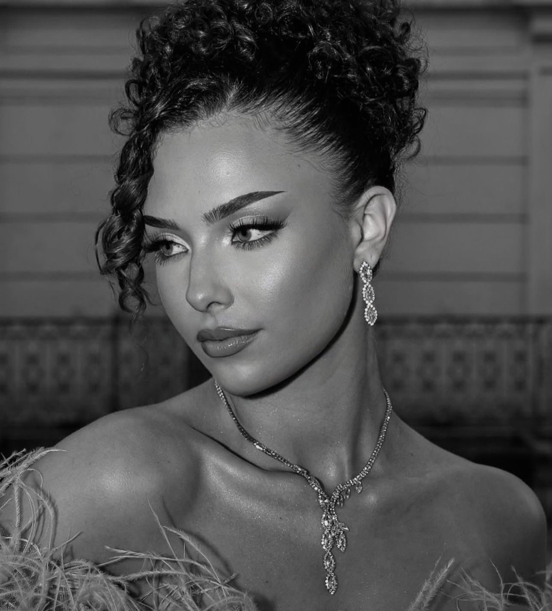 messthatuwantd's tweet image. le fait que cette face card d’anthologie ne soit pas dans le top 12 me hantera à jamais  #MissFrance2026