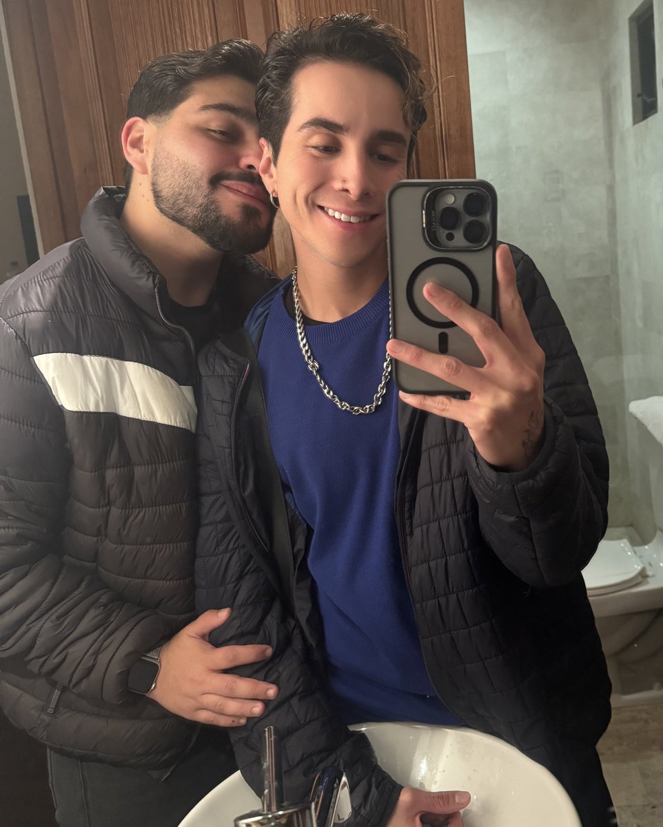 Volviste a sacar, baby una vez más, mi lado tierno💙