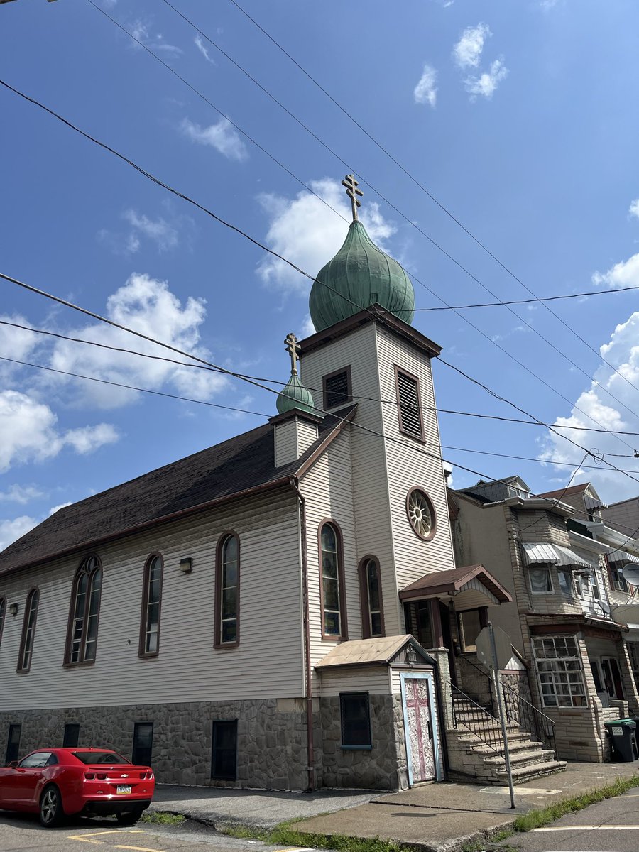 chasingdomes's tweet image. St. Nicholas Ukrainian Catholic Church in Mahanoy City, PA. Long since closed. Wonder what the feast of St. Nicholas used to be like here?