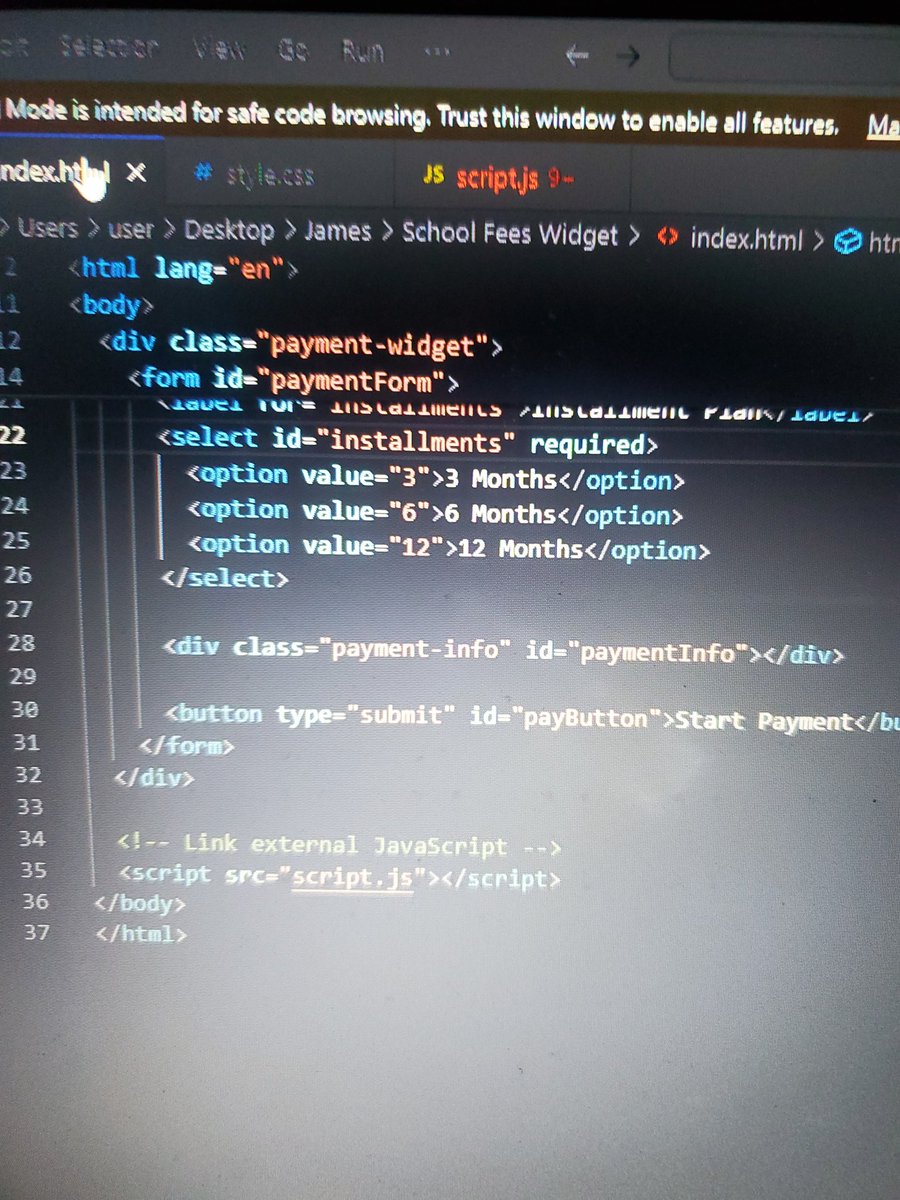 molly_slfr's tweet image. Good day, hope you&apos;re having an amazing time?
I&apos;m a coder. Here re some of the interface of what I do right from my PC.
