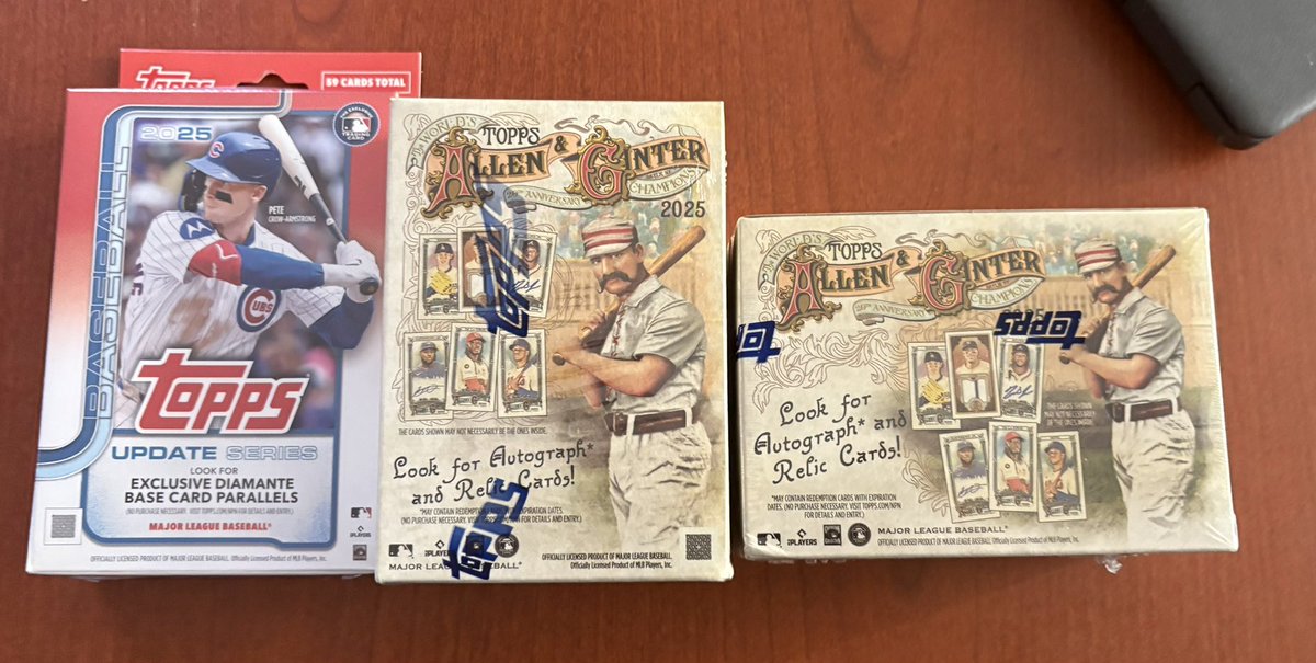 mjs80377's tweet image. Went to @Target to Christmas shop for my nephews &amp;amp; i bought more for myself! Thanks @Topps #ToppsUpdate #AllenAndGinter #BaseballCards #Hobby #Collect