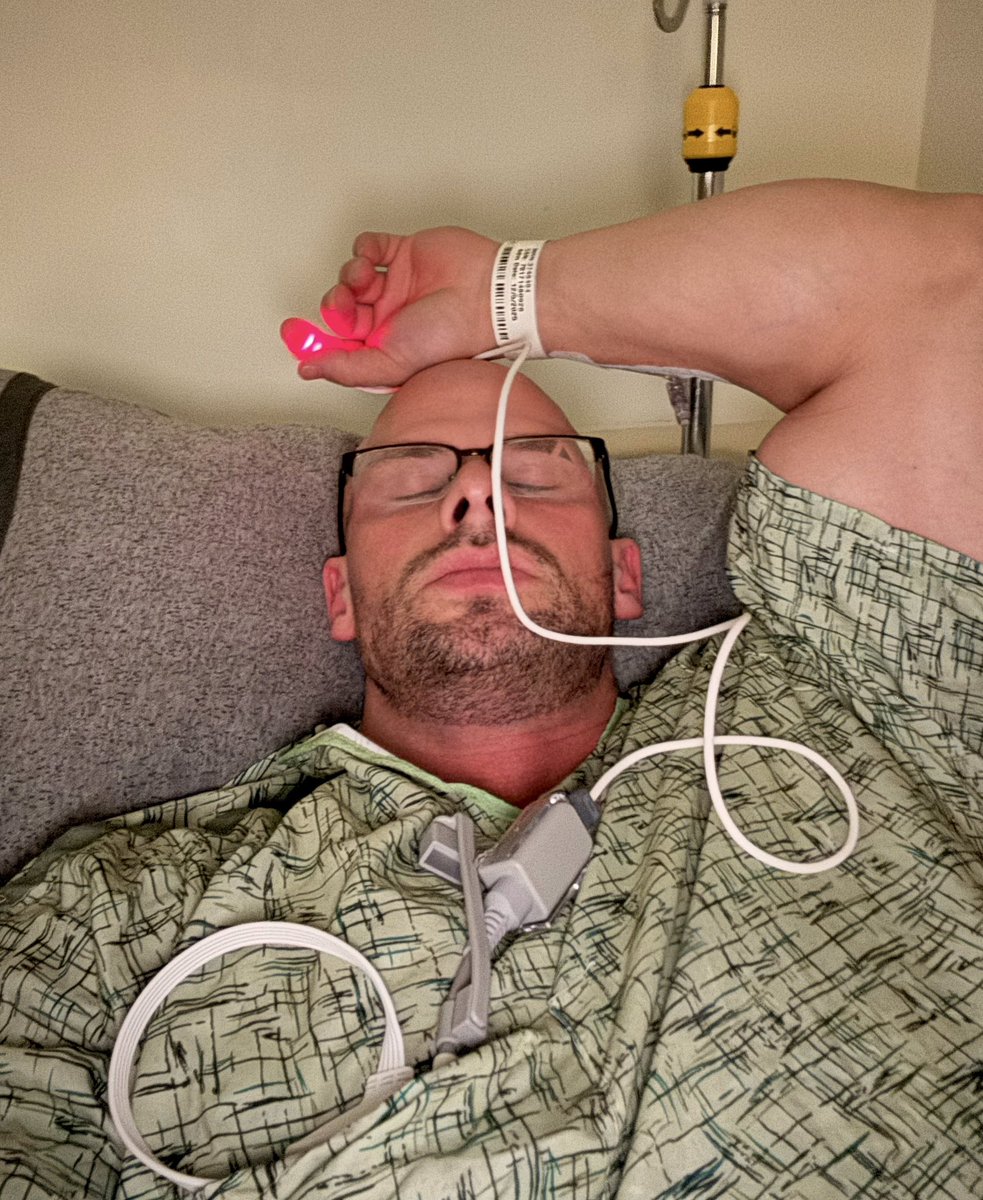 Joey Swoll tweet media