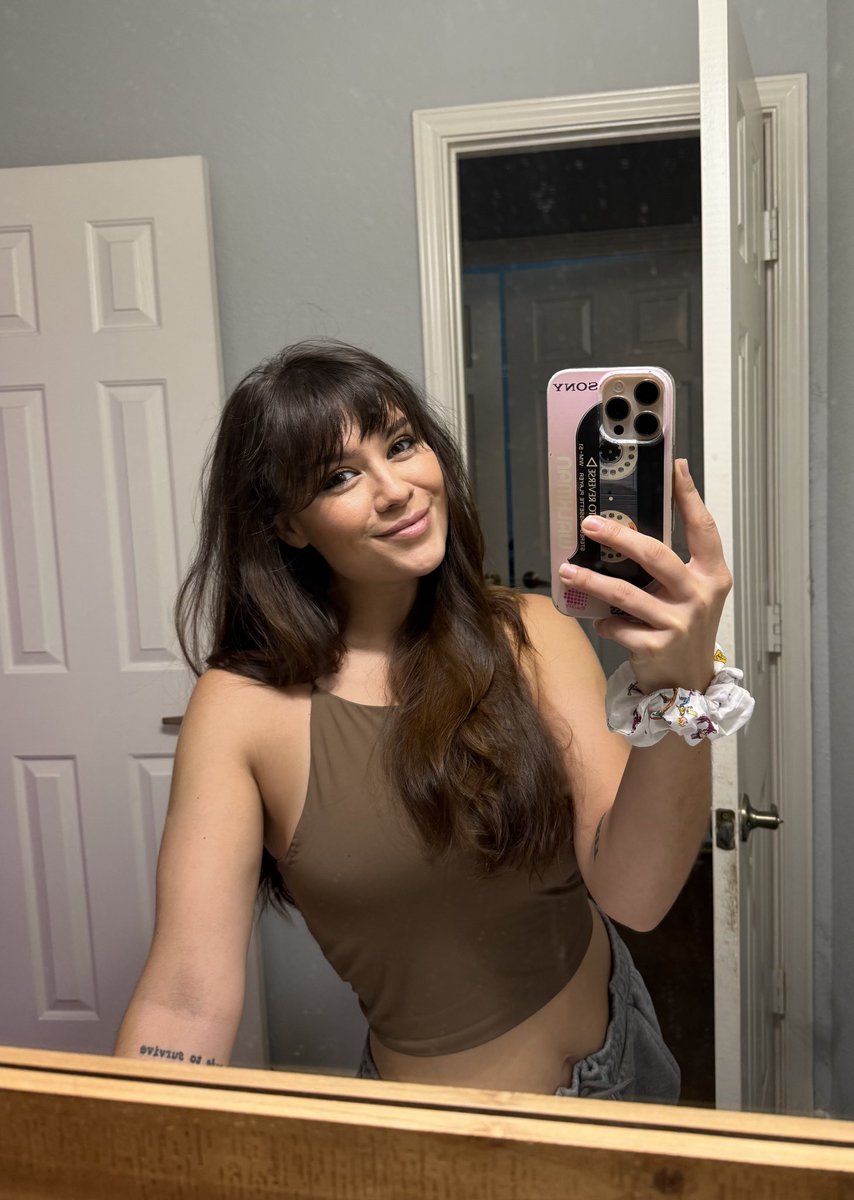 Tomorrow (hopefully) we distract ourselves from the impending week and make warhammer minis together. Aiming for good vibes and no superglue accidents.

See you there 🤠