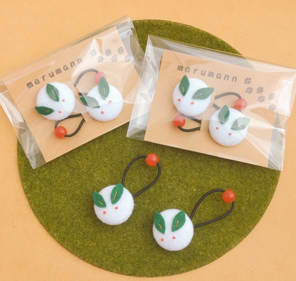 no.1053❅*⋆̩エレガントシルキークリスマスリボン②❅*⋆̩レジンヘアゴム no.1053❅*⋆̩エレガントシルキークリスマスリボン②❅*⋆̩レジン