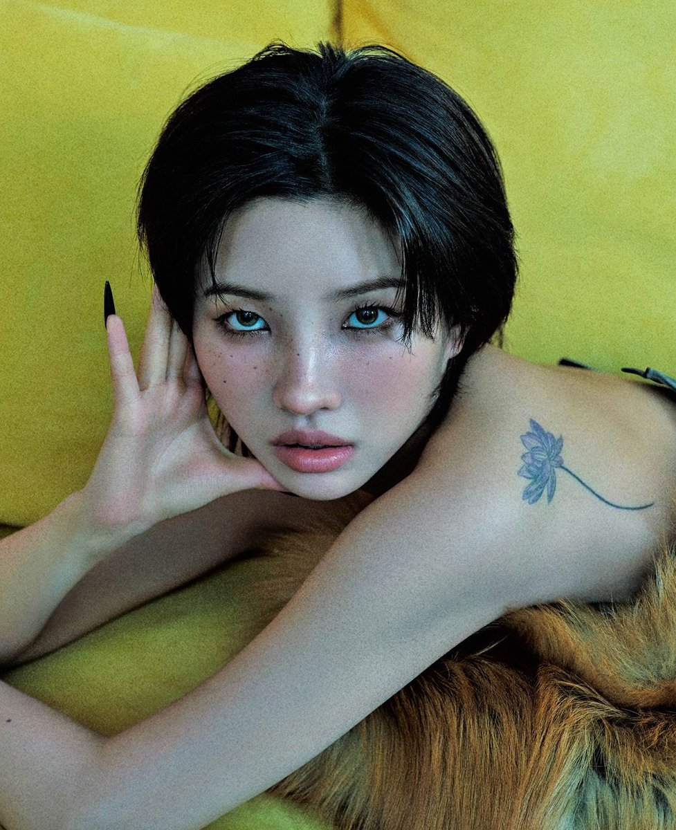 I know Twitter don't fw her but the fact that all her members trust her with EVERY comeback concept AND they allowed her to negotiate their renewal contracts for them bc they trust her judgement are huge testaments to her leadership imo