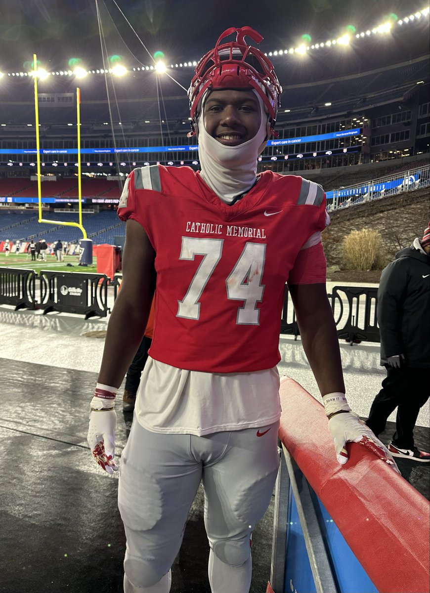 TrevorHass's tweet image. Boston College fans are going to love @MarcAntunes74. Gentle giant. Kind personality off the field, and a monster on it.

Why BC? “It spoke to me. It’s right next to home, so my parents can watch me play every Saturday. It’s a great feeling.” @GlobeSchools @Cmfootball2020