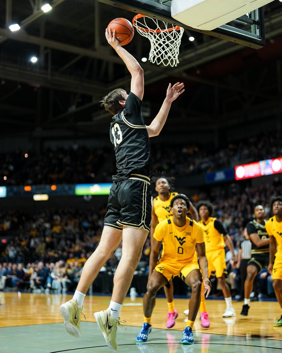 Wake Forest Men's Basketball tweet media