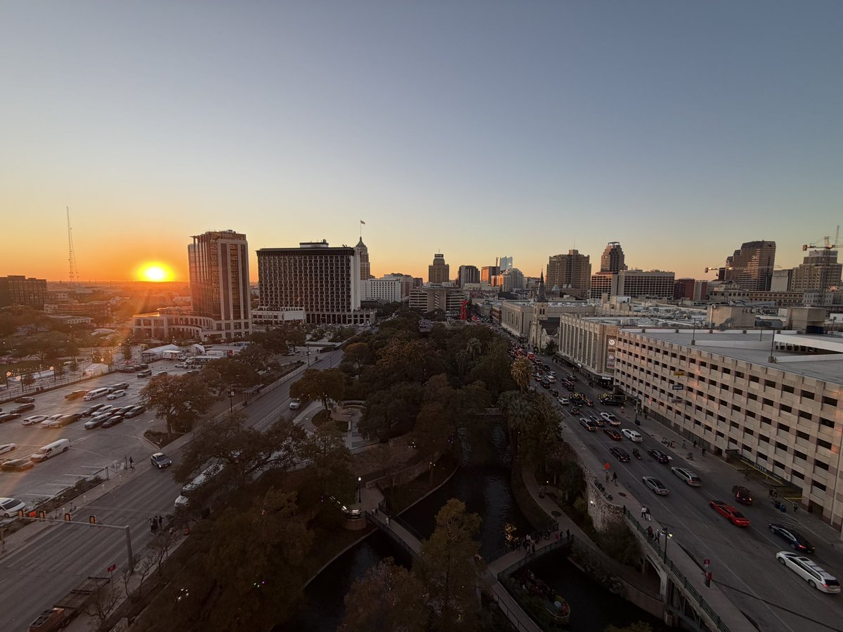 210 for the fights… 

#PitbullRoach