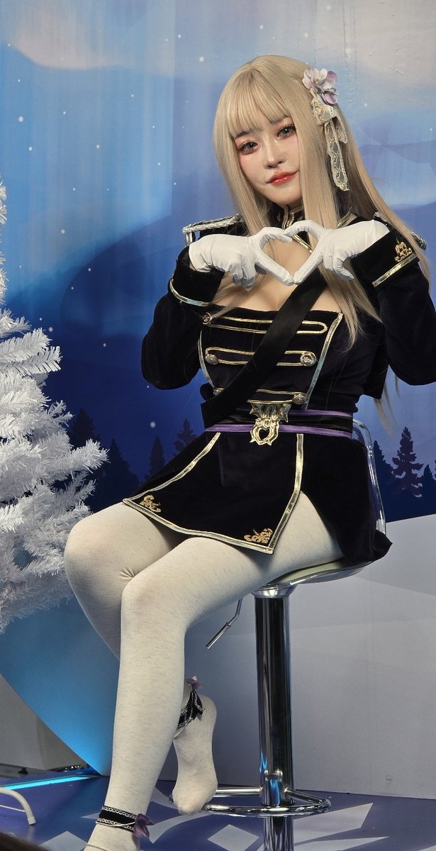 時間が遅くて、昨日は外側からしか見られなかったブラウンダスト2の