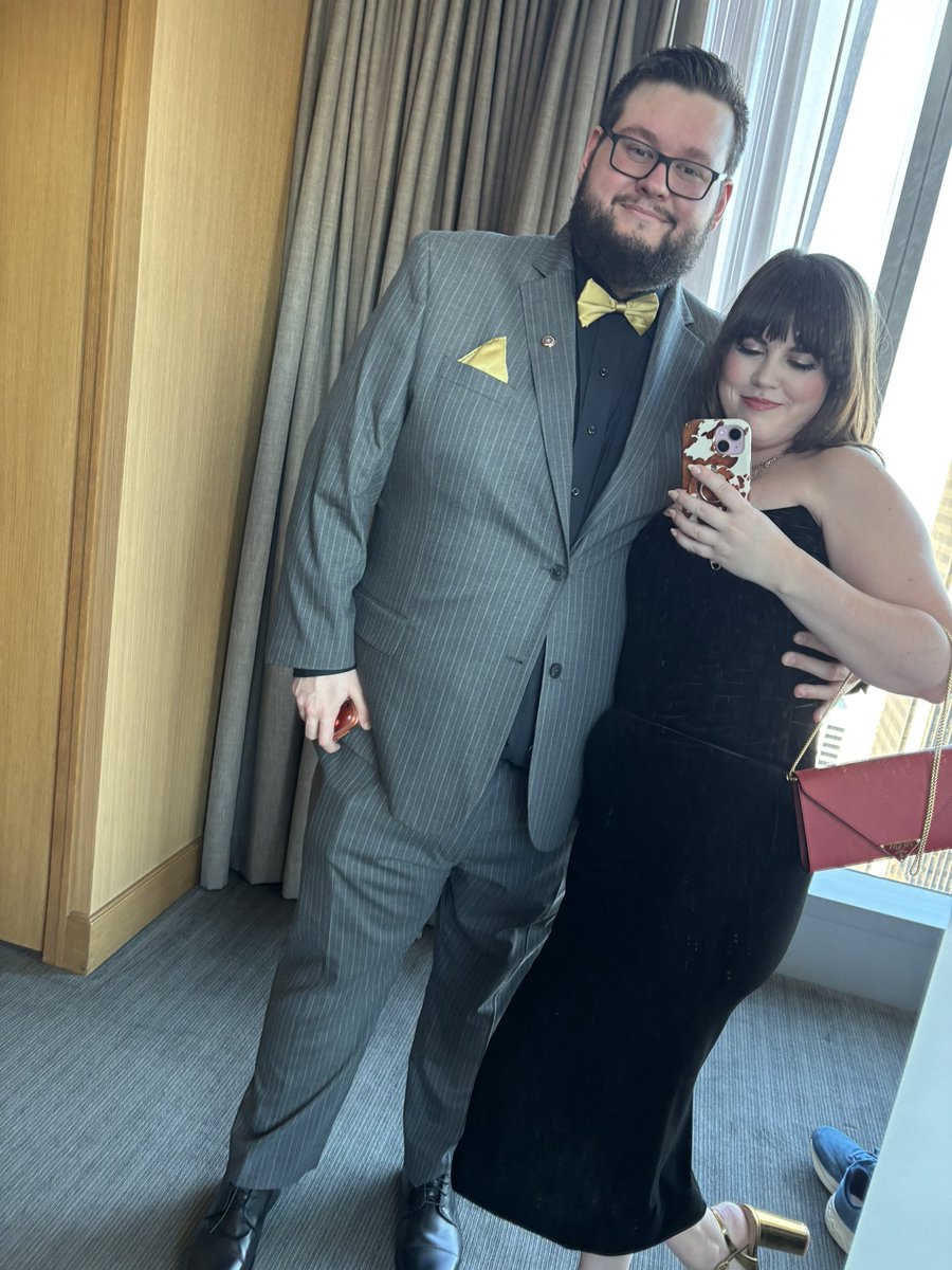 Flats_OW's tweet photo. Streamer awards here we come!! https://t.co/ELoZet9P0V