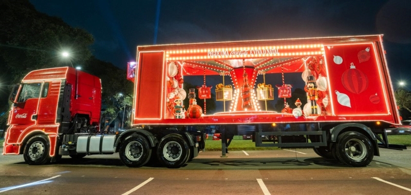 Thebona's tweet photo. https://t.co/lAHfyyQbfl

Caravana de Natal da Coca-Cola: veja roteiro completo em Tubarão e Criciúma

#CaravanaCocaCola #CocaCola #criciuma #tubarao https://t.co/bT99HLZyP1