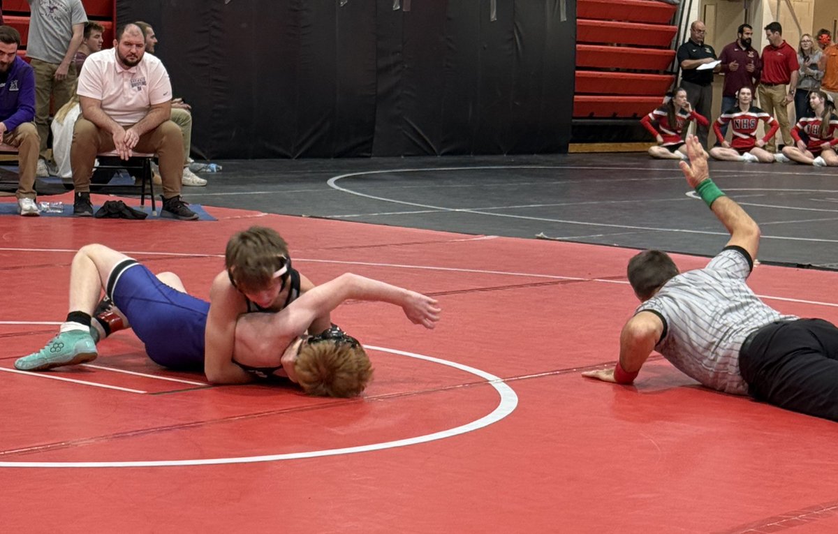 GrinnellWrestl1's tweet image. 113 pound Cardinal Classic Champion, Ronan Betts!!!