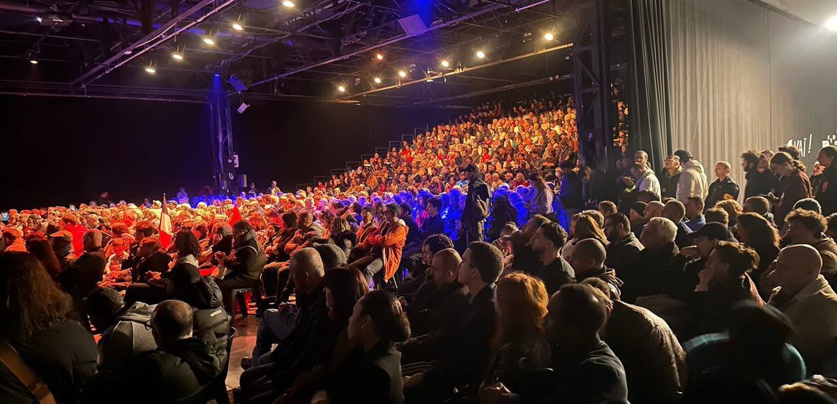 Merci aux plus de 1000 marseillaises et marseillais présents ce jour à la friche de la Belle de mai pour le meeting de lancement de la liste conduite par <a href="/sebastiendelogu/">Sébastien DELOGU</a>.

Marseille fière et populaire !