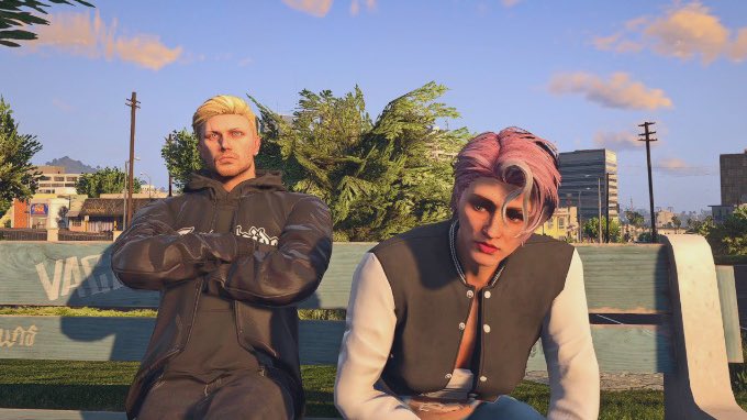 itzeveelyn's tweet image. Ellos no lo saben (o no quieren saberlo) pero serían unos padres increíbles.