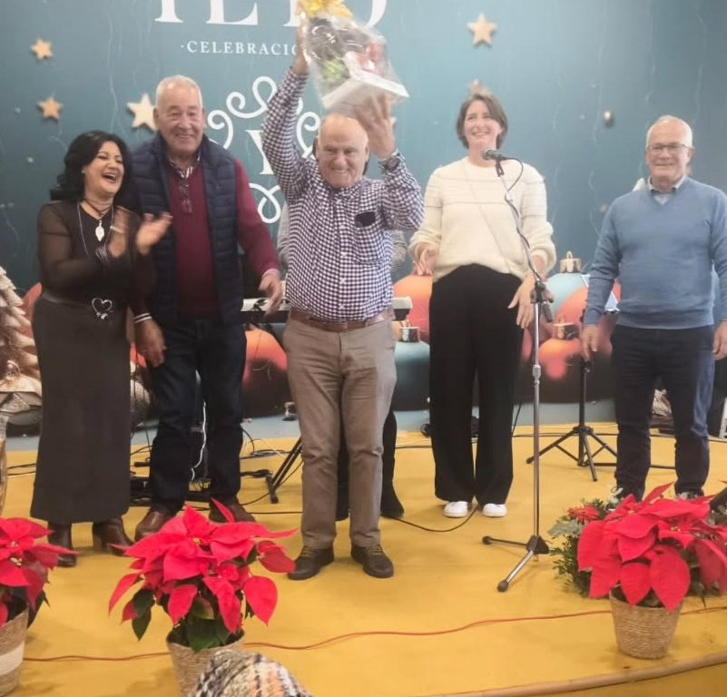 Celebración del 40 aniversario de #AGADER Décadas de trabajo avalan la trayectoria de nuestros compañeros de Cádiz. Una jornada de convivencia, regalos a los socios más longevos y mucha alegría gaditana