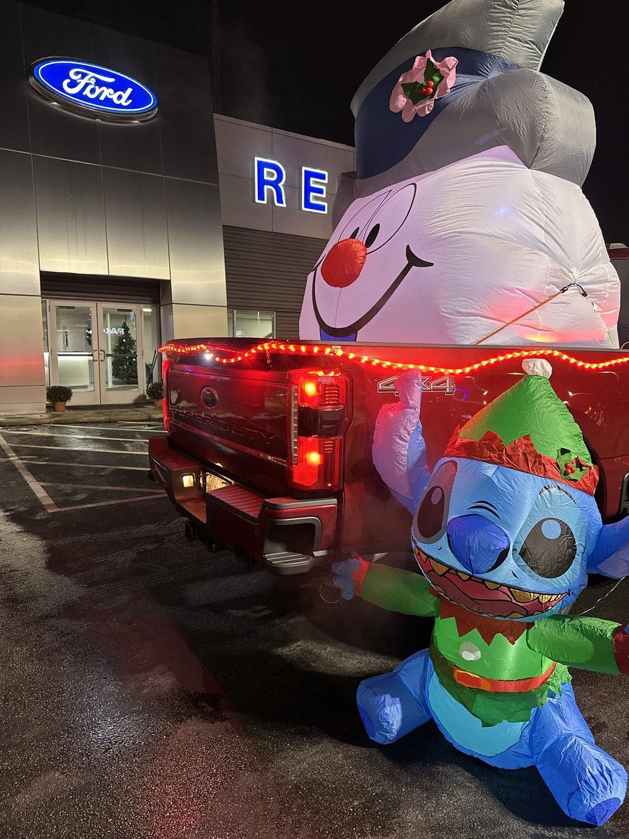 Christmas Parade ready in Tiffin! 🎄🎅🏻 #MerryChristmas #DowntownTiffin