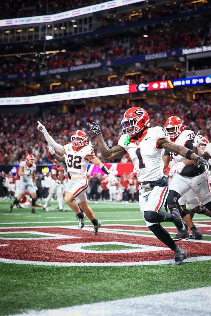 BrooksAustinBA's tweet image. DAWGS ON TOP