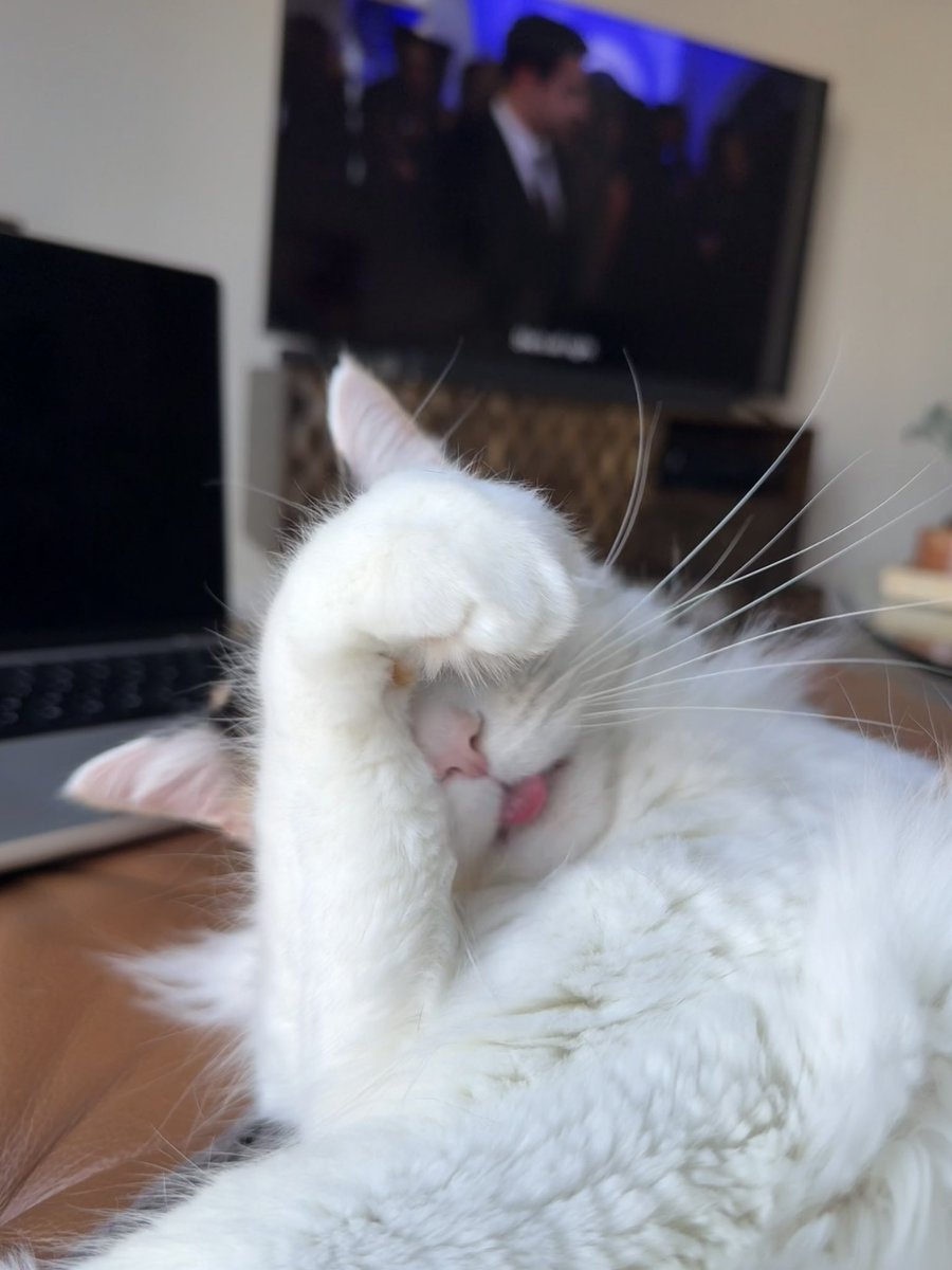 val astaire tweet media