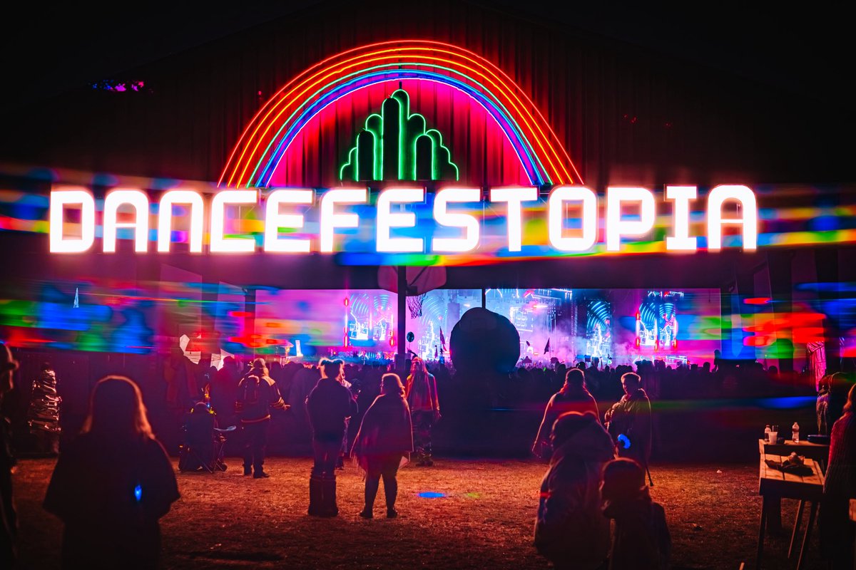 Dancefestopia's tweet photo. Dubstep in this magical place? ✨ Yes please. Phase 1 of the 2026 lineup drops this Monday at 1pm CST 💕 https://t.co/0yjFKs17AY