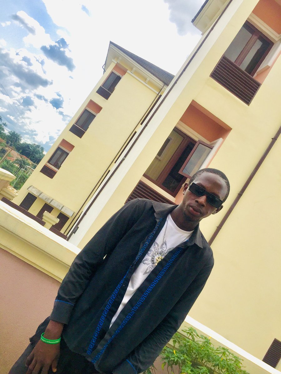 RapperExpensive's tweet image. Being alive is the greatest gift☑️.Tiruzz