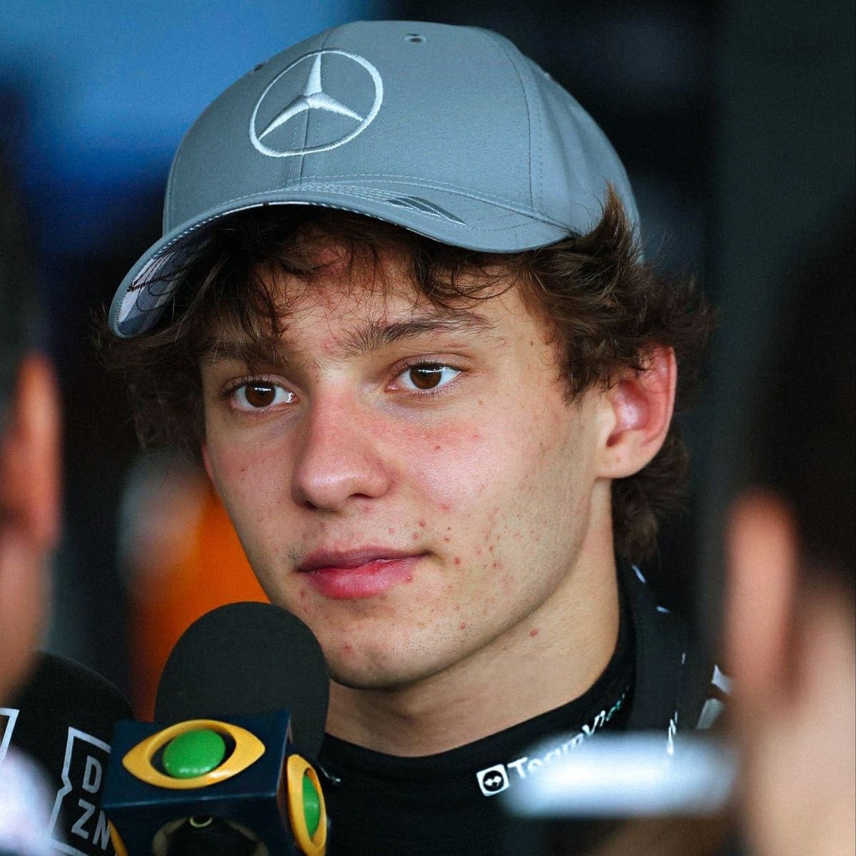 SCUDERHEA's tweet image. Another Kimi post race blush appreciation tweet bcs #whynot