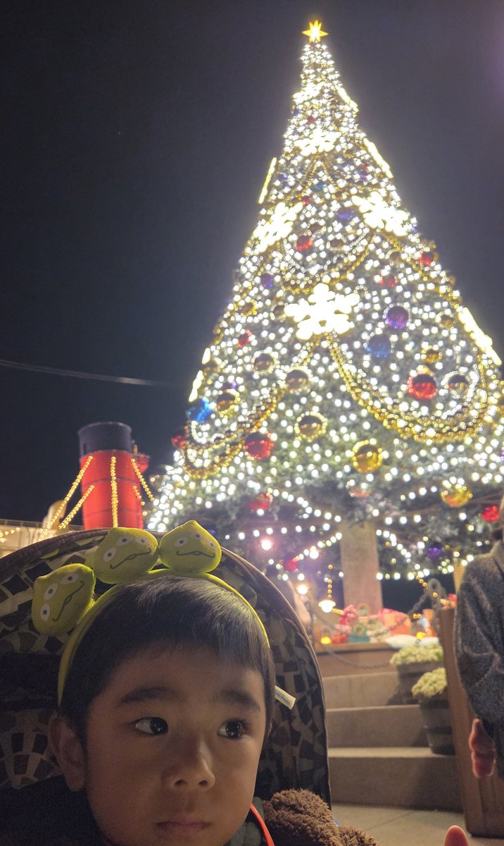 12/7(日)昼夜営業します！ 限定は濃厚魚介つけ麺、豆乳泡味噌です