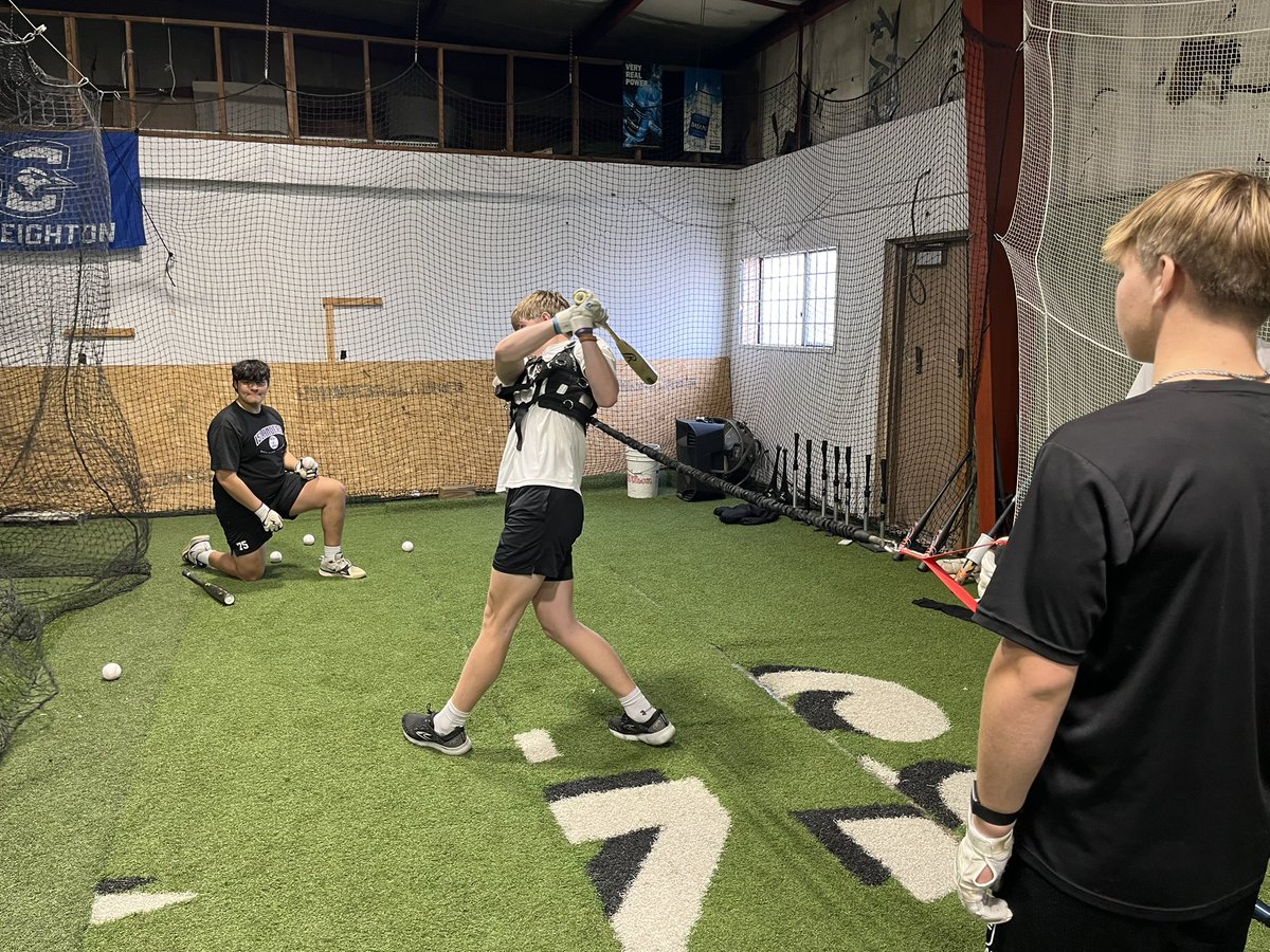 GISHbaseball's tweet image. We had the opportunity to have @ZGerch (hitting coach from @cloudbaseball) come to GI today to work with some of our hitters. It was a great session and we look forward to doing this again for more of our players.