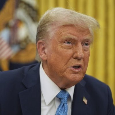 Emile23546's tweet photo. 🚨 BREAKING Democrats are panicked after President Trump has launched a sweeping investigation into potential MASSIVE FRAUD with companies that got DEI contracts from the SBA.  Holy crap! It’s all crashing down! SBA Administrator Loeffler sounded the alarm that these minority📷 https://t.co/hkZRx06P4M