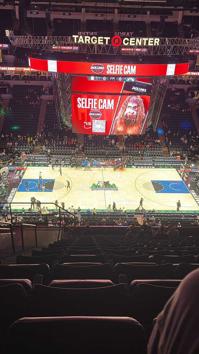 austinvikander's tweet image. Decided to go to church tonight #wolvesback