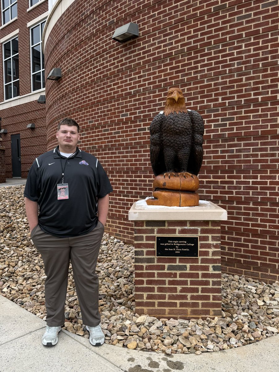 CoachMesser74's tweet image. Great day for @olcjmesser, my wife and myself. Official visit @BH2OFootball was absolutely amazing. Thank you to all the coaches for an amazing experience.