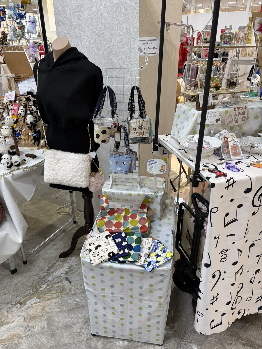 こっちにはあげてなかったーヾ(･ω･`;)ﾉ
昨日からやってますー！！
ほぼ委託販売ですが、仕事終わりで行ける時は顔だしますー(o´艸`)