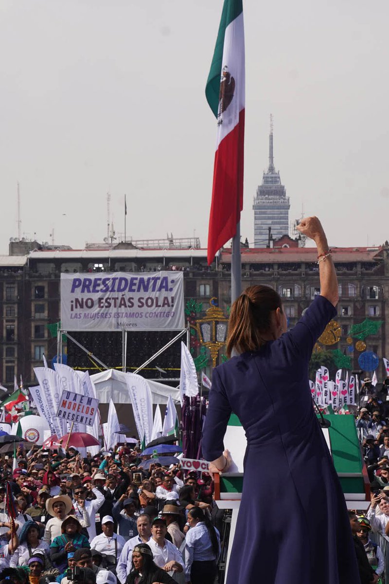 <a href="/Claudiashein/">Claudia Sheinbaum Pardo</a> Chulada de imagen 🤩
#ClaudiaLaMujerMásPoderosaDelMundo 🇲🇽 #ClaudiaTeAMLO ❤️ #VivaMéxico 🇲🇽
#AmorConAmorSePaga ❤️