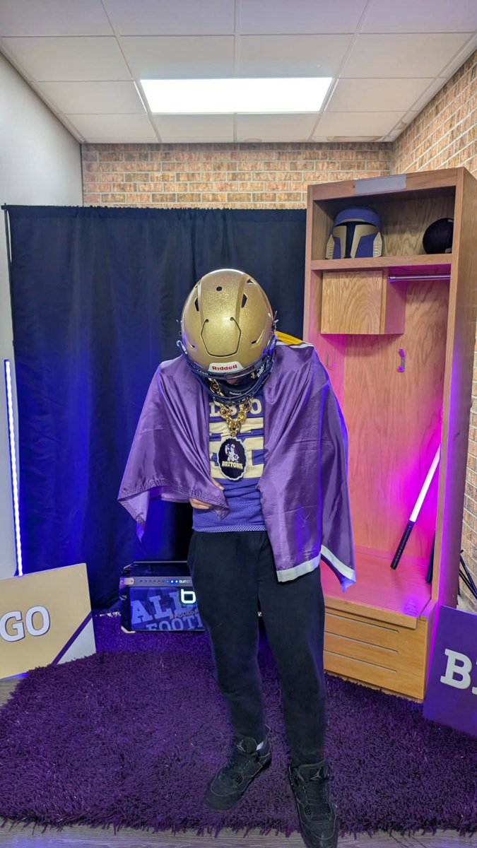 Malachi_Daly04's tweet image. After a great visit at @AlbionFootball I’m grateful to announce I’ve received my first official offer to play at the next level!!! 
@CoachWasil4 @CoachSander25 @coachtspence @TAGcoachBobby @ASmith032  @EastKentwoodFB