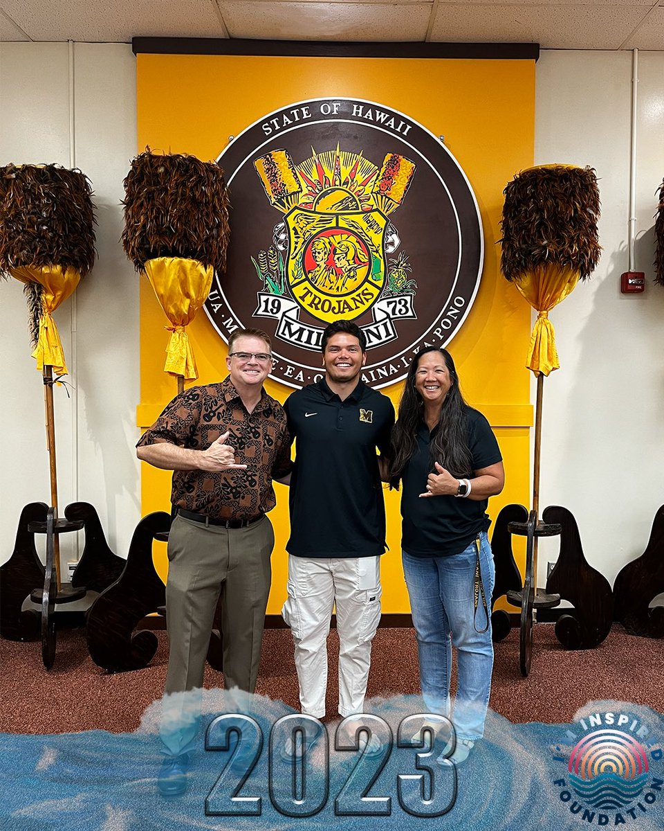 ImInspiredFdn's tweet image. In 2023, The I'm Inspired Foundation provided the girls’ soccer and girls’ volleyball teams with new jerseys, along with a new alternate jersey for the boys’ basketball team. We were proud to share this moment with the Mililani Principal and Athletic Director! #iminspired