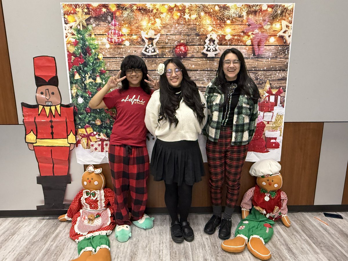 Cadre Kerr Theatre tweet media