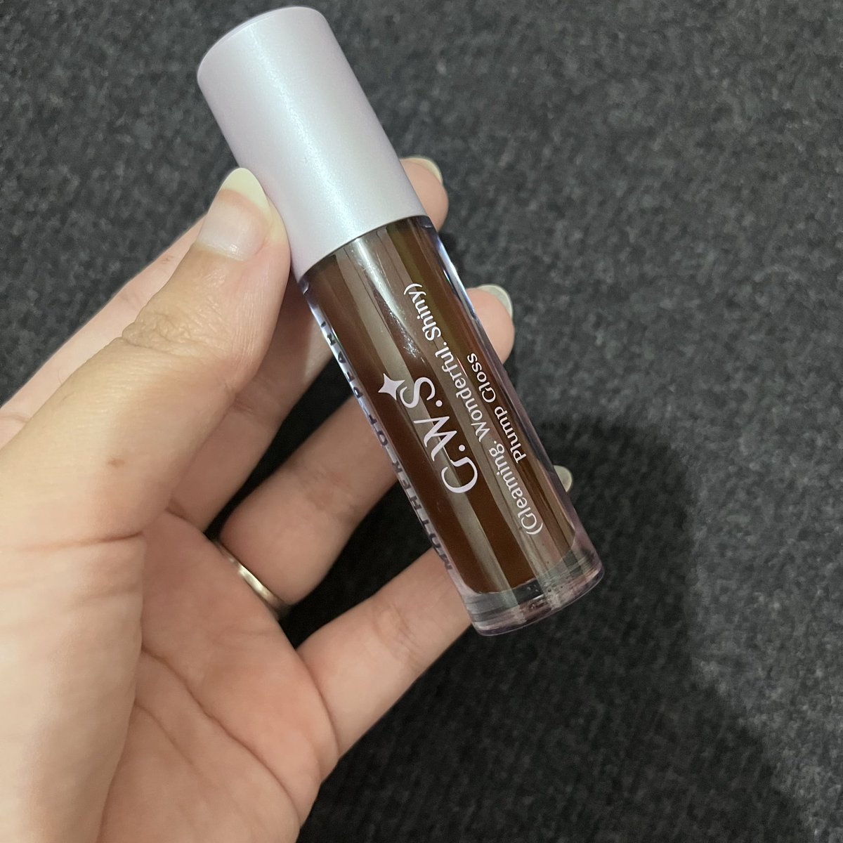 prelovedbysalsa's tweet photo. WTS LIPGLOSS GWS MOP BERRYPHORIA 50K
udh dipakai sekitar 3-5 kali cm cimit2 buat inner ombre
📍jogja https://t.co/NYsk5HzCCw