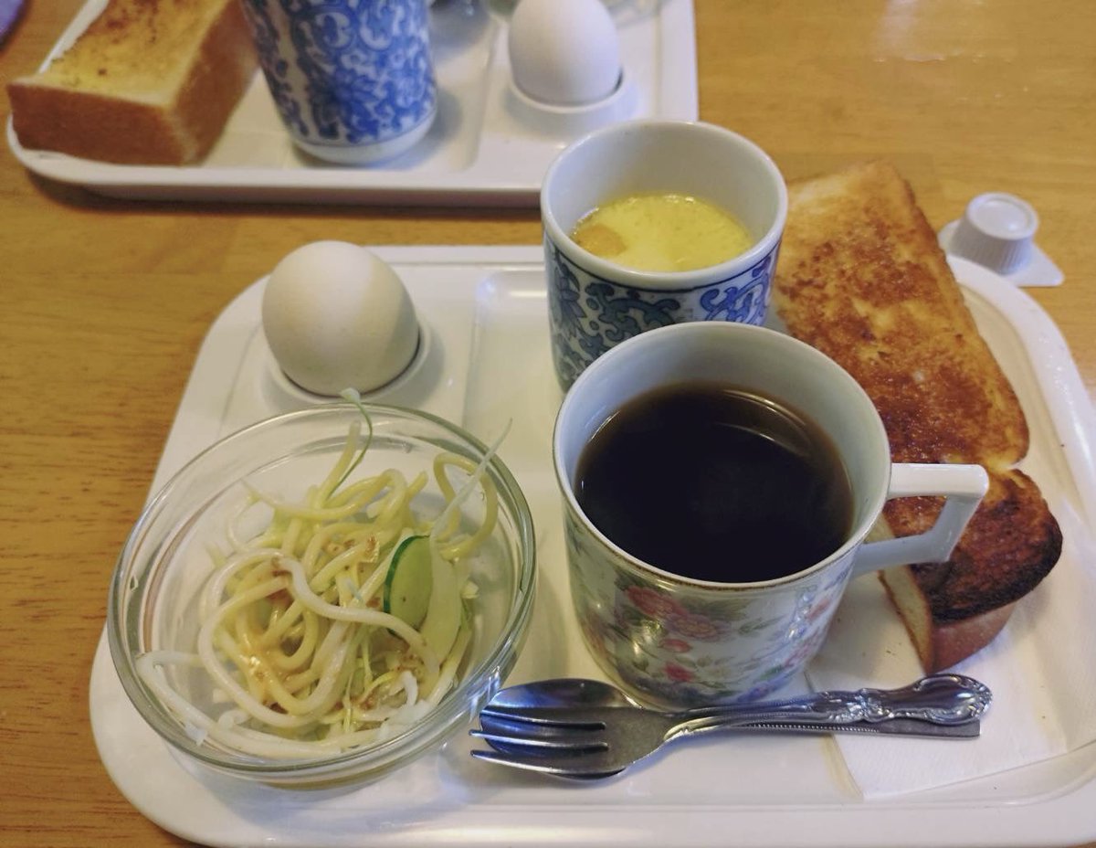 初めて行った喫茶店。茶碗蒸しとゆで玉子が同時につくのはここらへんでも珍しい。そして400円切ってるお店も珍しい😳ので店名書かない