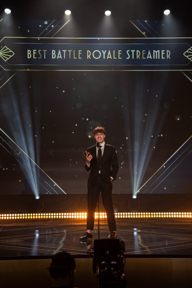 Clix's tweet image. I LOVE YALL