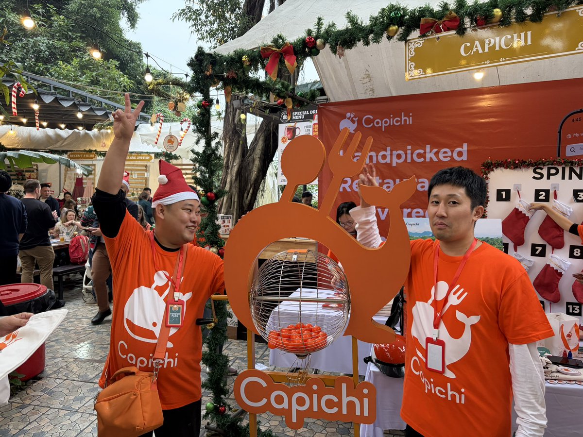 Masumitsuyutaka's tweet image. Ho Tayってこんなに欧米人など外国人が集まるんだなってひしひしと感じた日。Capichi開催のイベントかっていうくらいCapichiブース目立ってな〜
今日の19時までやってる。

開催場所はここ↓
maps.app.goo.gl/zWQVHbDt14JCX2…

#TurtleLake #Brewing #HoTay #Christmas