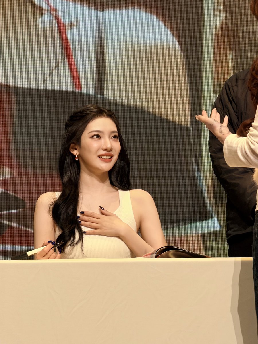 wntrult's tweet image. aespa at today’s SMTOWN&amp;amp;STORE fansign event.
