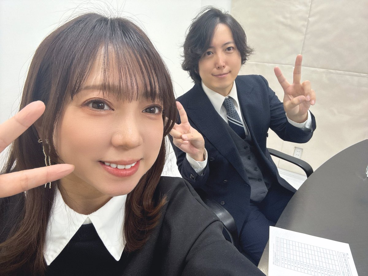 声優 山本亜衣サインと写真 声優 山本亜衣サインと写真 🍩山本亜衣