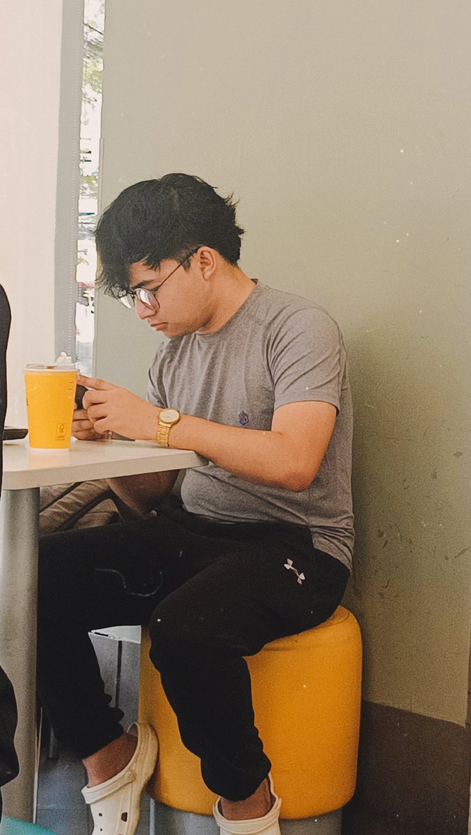 GentleTop68 tweet media