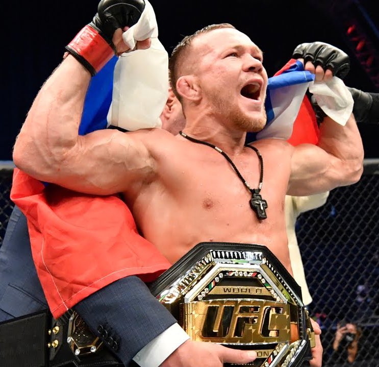 CotyMMA's tweet image. Petr Yan is back.