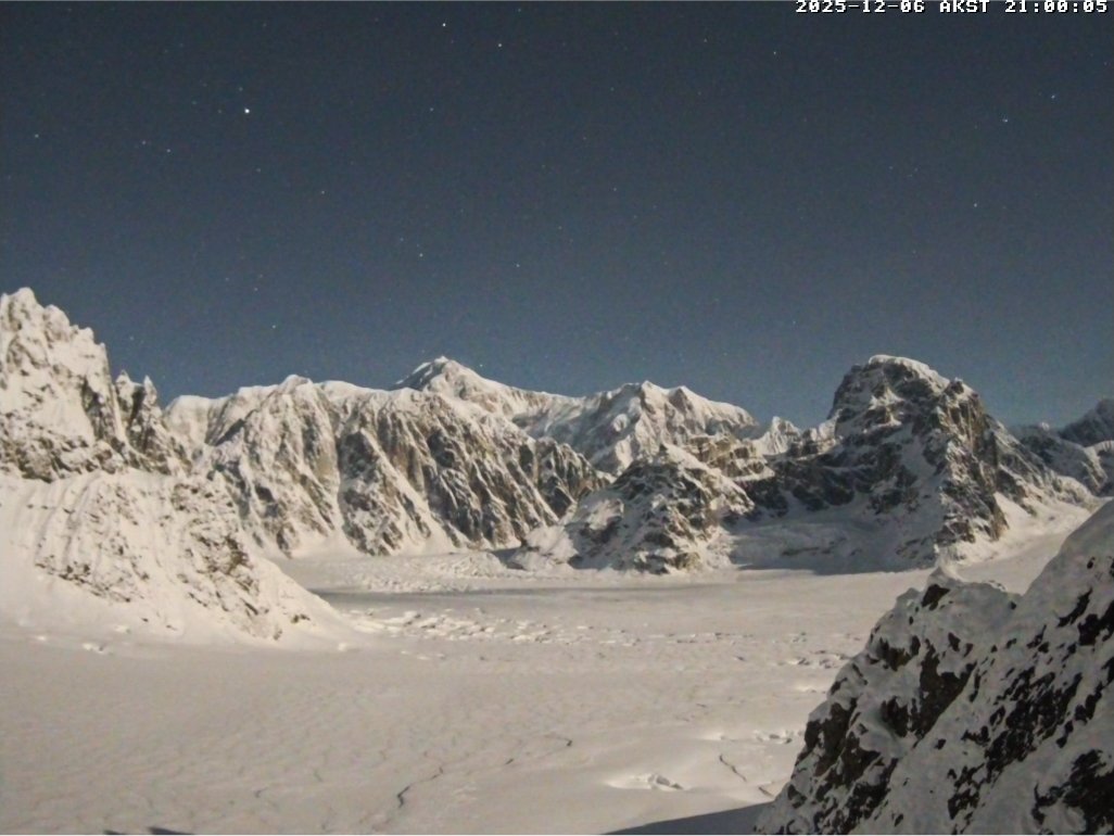 R_Sheldon's tweet photo. @Justa_Guy907 Its a gorgeous night on Denali .. https://t.co/Qfk33EfrT1