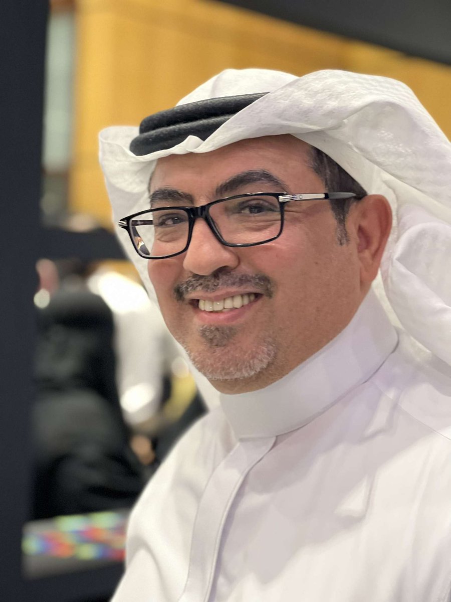kalshrhan's tweet photo. أتعب وأتعس الرجال حظًا…
هو اللي يبتليه الله بامرأة تشوف نفسها دايم على حق،
باردة في مشاعرها، ما تحس، وذوقها معدوم…
وإذا زعلت؟ صعب ترضى…
ولا تنسى الزلة، ولا تتذكر الزين اللي انقال ، ولا اللي انعمل لها.
مثل هالعشرة تذبح الرجال قبل لا تكسر قلبه. https://t.co/CWmPr4nkCo