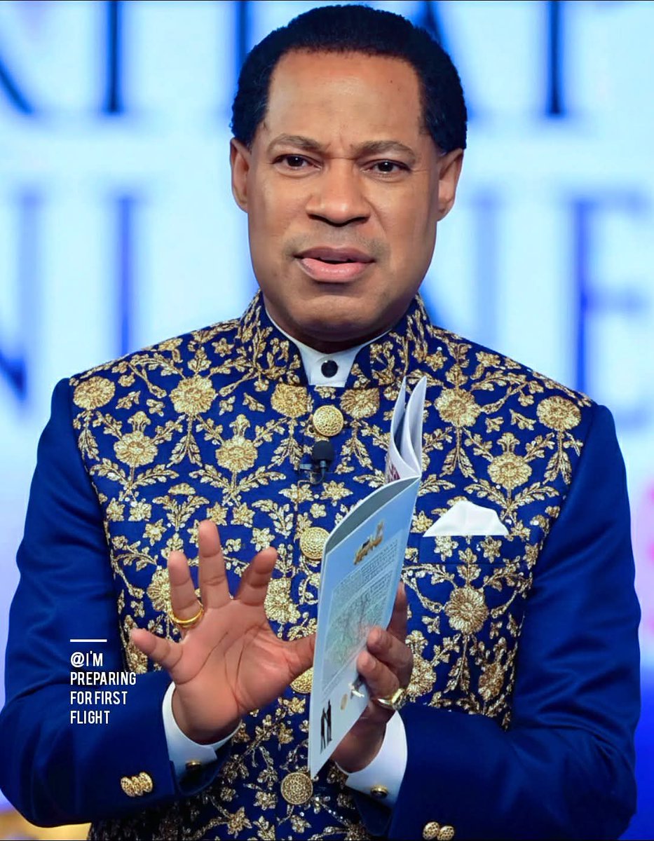 Hurray 🎉. 

Today for my man of God ❤️ 

Pastor Chris oyakhilome dd, dsc.

Happy birthday father 🎈🎂 

I celebrate with you 🍾🎉 on this your glorious and joyful occasion 💗.
Thanks for saying Yes to the call of God in your life.