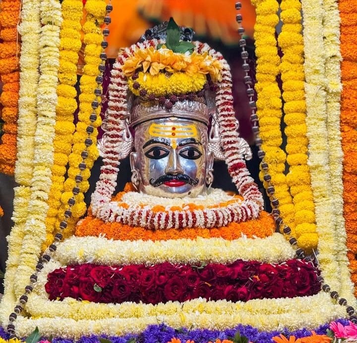 चिदानन्दरूपः शिवोऽहम् शिवोऽहम् 😇🤗 #jaimahakal 🙏 #omnamahshivay #harharmahadev #Mahakaleshwar #mahakal #Shiva #shiv #bholenath #lordshiva #bholebaba #Shankar #Devotional #Devotion #devotees #SpiritualAwakening #SpiritualJourney #SpiritualExperience #spiritualgrowth #Devotee